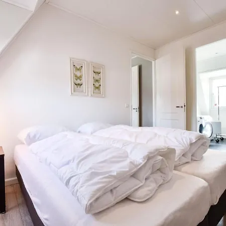 Hotel Great With A Heated Pool Kaatsheuvel