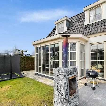 Hotel Great With A Heated Pool 3*